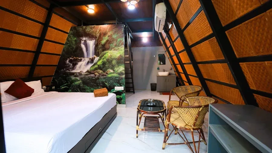 Tower Suite with Private Balcony — photo 3